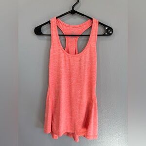 Women’s Tank Tops
